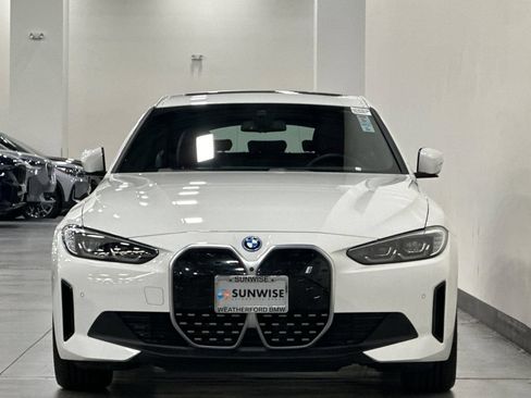 Used 2023 BMW i4 eDrive35 w/ Premium Package RWD image 9