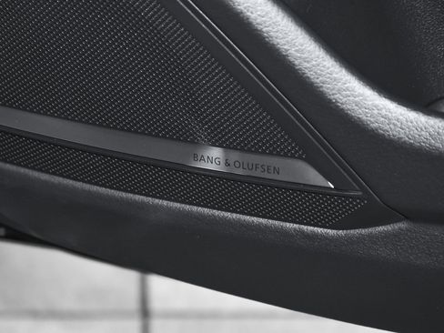 Used 2025 Audi A6 Premium Plus image 15