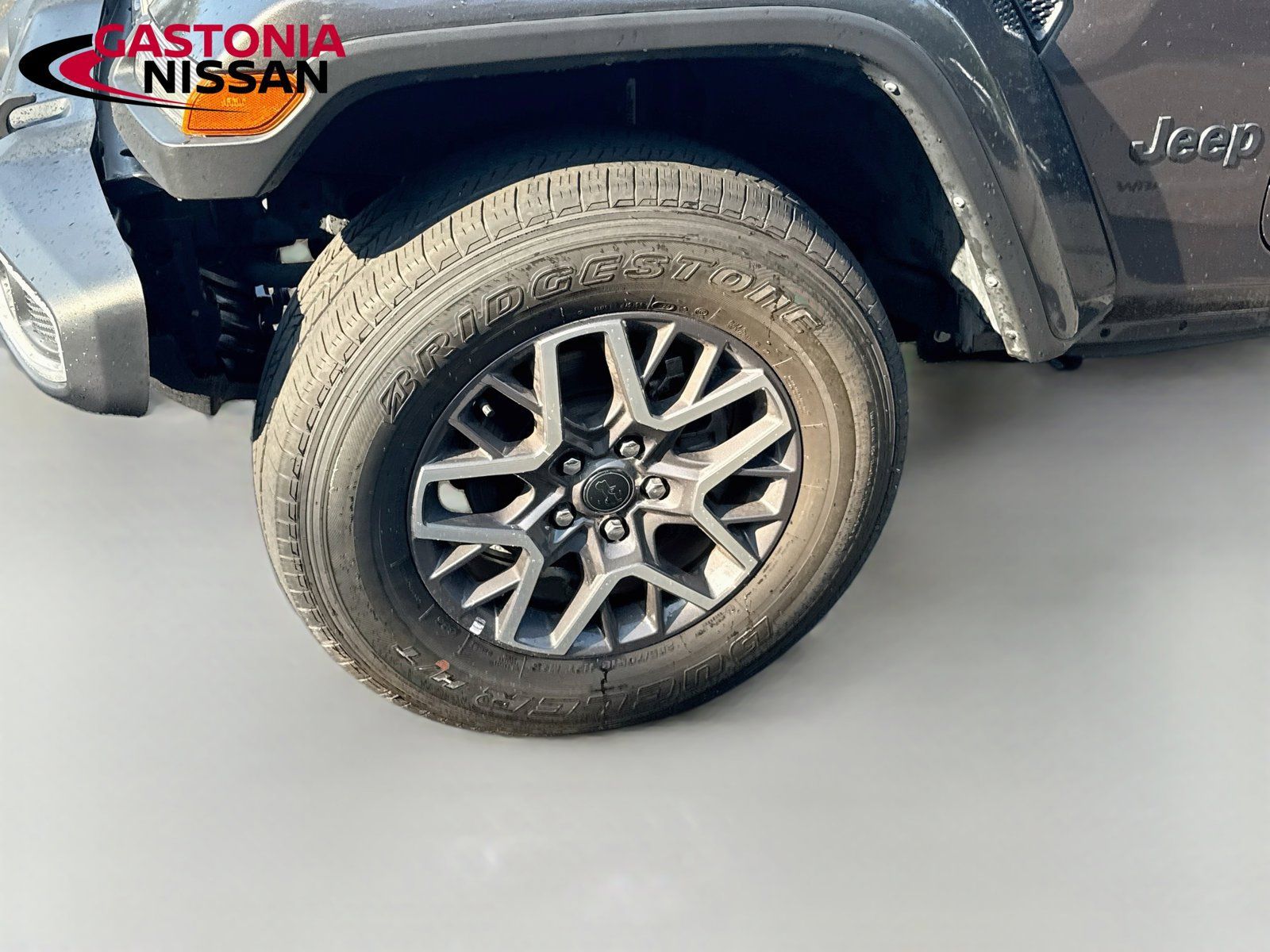 Used 2025 Jeep Wrangler Unlimited Sahara AWD/4WD image 37