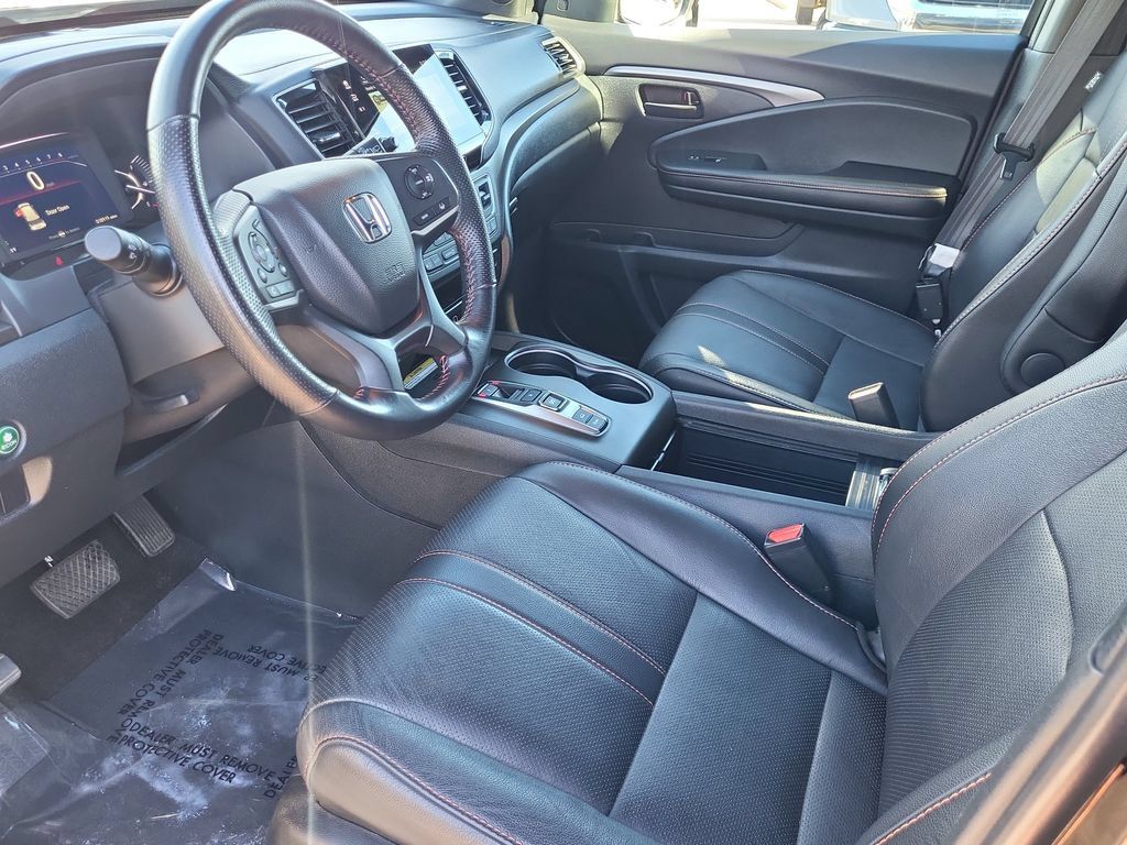 Used 2023 Honda Passport TrailSport image 11