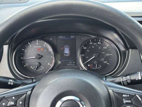 Used 2022 Nissan Rogue Sport S FWD image 22
