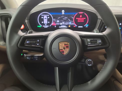 New 2026 Porsche Cayenne image 16