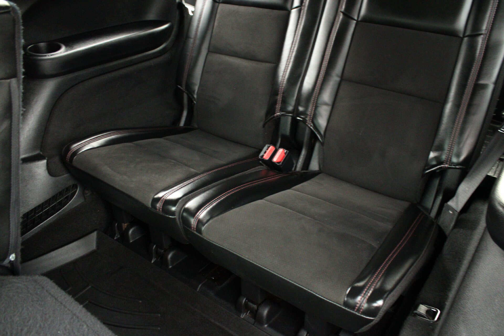 Used 2021 Dodge Durango R/T w/ Blacktop Package AWD/4WD image 24