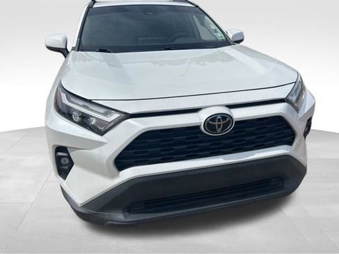 Used 2023 Toyota RAV4 XLE Premium image 19