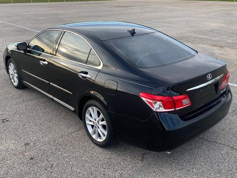 Used 2011 Lexus ES 350 FWD image 2
