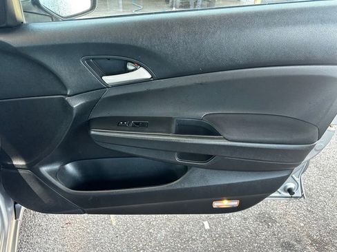 Used 2012 Honda Accord LX image 27
