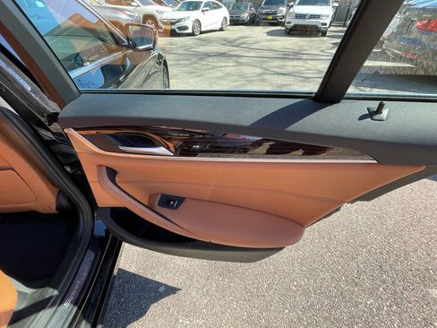 Used 2019 BMW 530i xDrive xDrive image 23