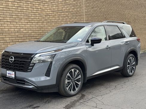 New 2026 Nissan Pathfinder Platinum AWD/4WD image 46