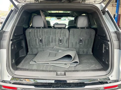 Used 2026 GMC Acadia Denali AWD/4WD image 28