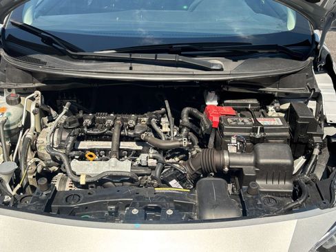 Used 2025 Nissan Versa SV image 28