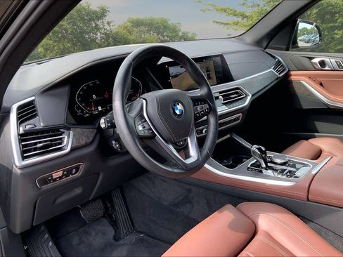 Used 2022 BMW X5 xDrive40i w/ Premium Package AWD/4WD image 17