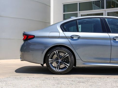 Used 2022 BMW M5 w/ Executive Package AWD/4WD image 6