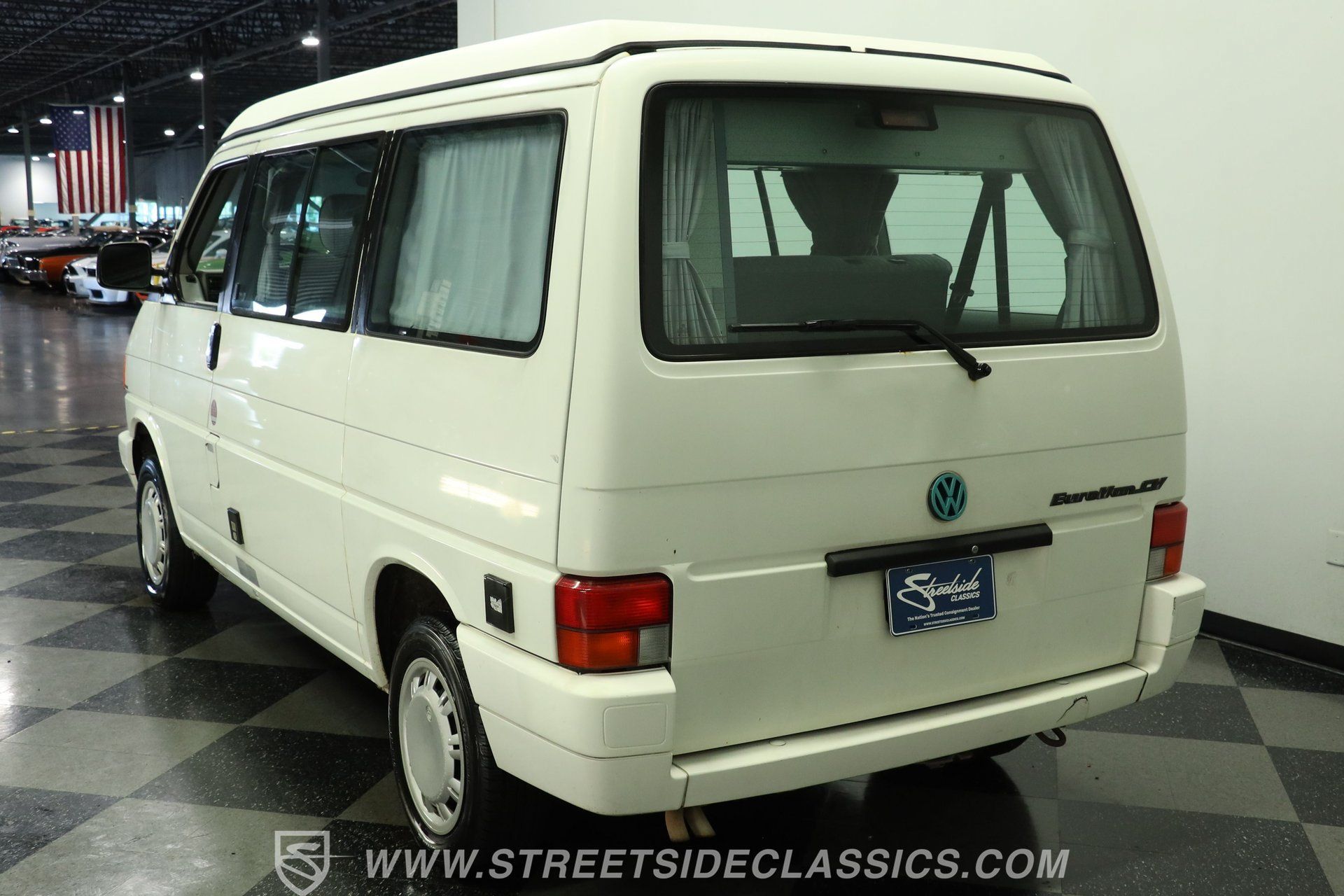 Used 1992 Volkswagen Eurovan Camper FWD image 8