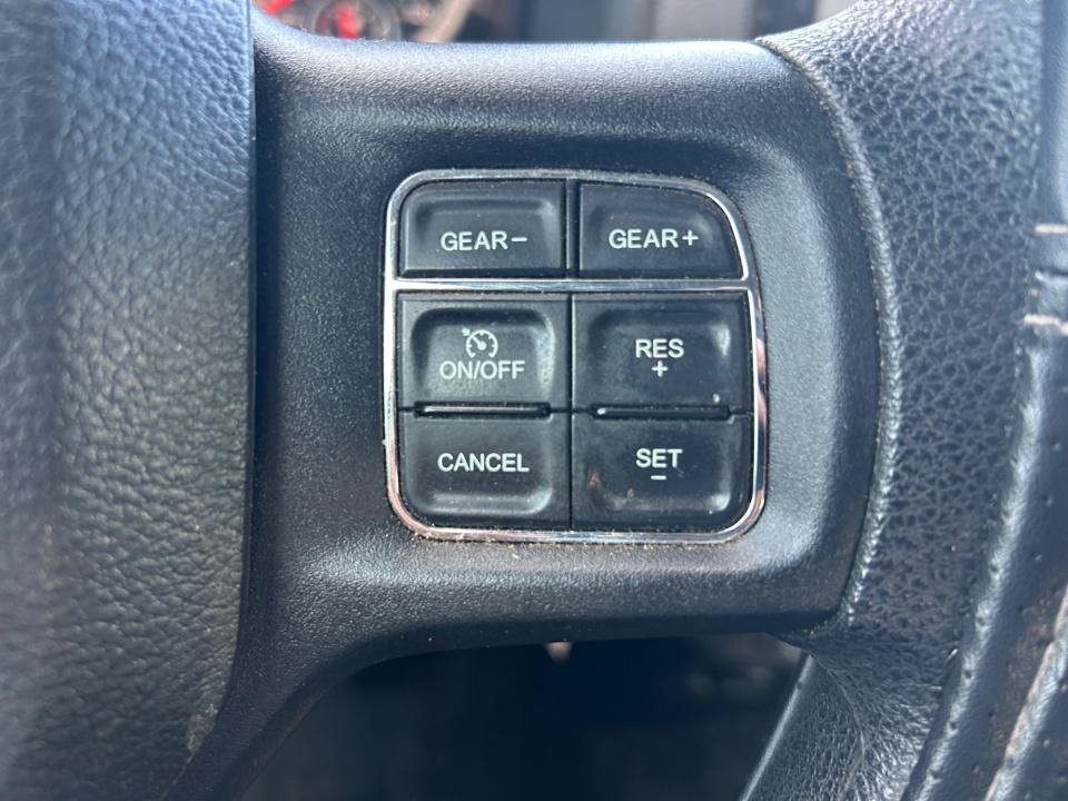 Used 2017 RAM 1500 Express AWD/4WD image 23