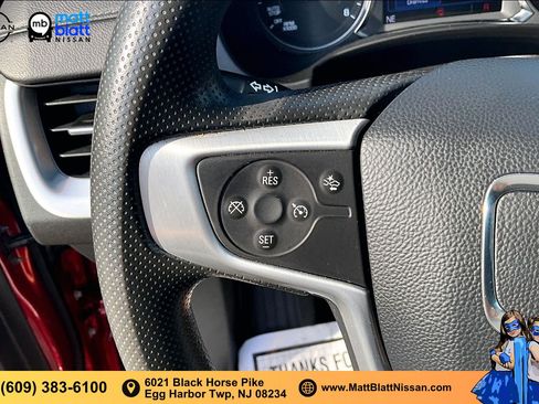 Used 2023 GMC Terrain SLE w/ Elevation Edition AWD/4WD image 16