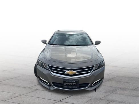 Used 2019 Chevrolet Impala LT w/ LT Leather Package image 2