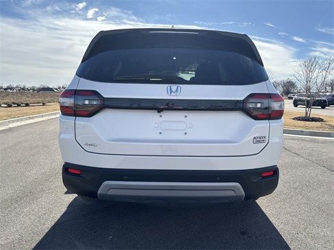 New 2025 Honda Pilot EX-L image 4