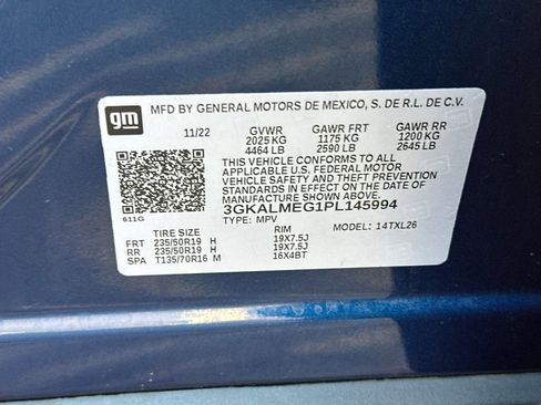 Used 2023 GMC Terrain SLE w/ Driver Convenience Package image 30