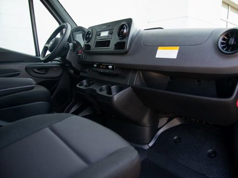 Used 2025 Mercedes-Benz Sprinter 144 Cargo image 14