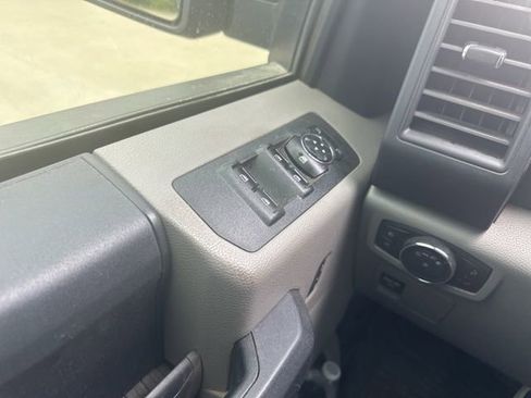 Used 2020 Ford F150 XL w/ Equipment Group 101A Mid AWD/4WD image 19