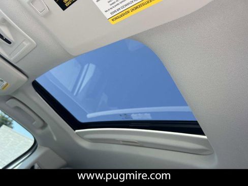 New 2025 Ford Maverick XLT w/ XLT Luxury Package image 26