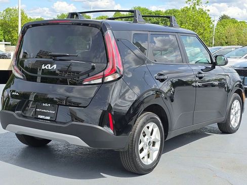 Certified 2024 Kia Soul LX w/ Option Group 015 FWD image 5