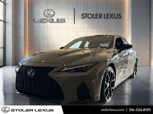 Used 2025 Lexus IS 500 image 3