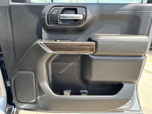 Used 2022 Chevrolet Silverado 1500 LT w/ Safety Package image 13