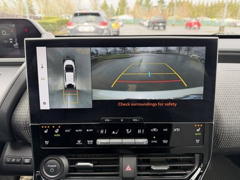 Used 2023 Subaru Solterra AWD image 23