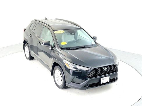 Certified 2023 Toyota Corolla Cross LE image 13