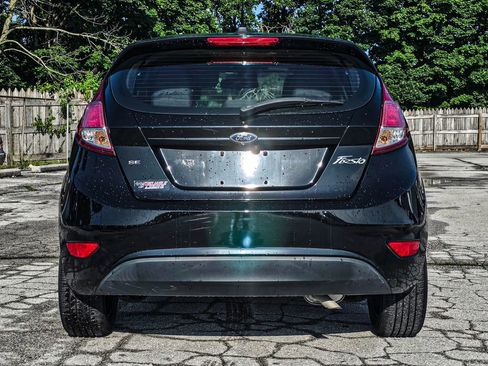 Used 2019 Ford Fiesta SE FWD image 5