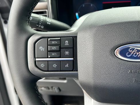 New 2026 Ford F250 Lariat w/ Black Appearance Package AWD/4WD image 43