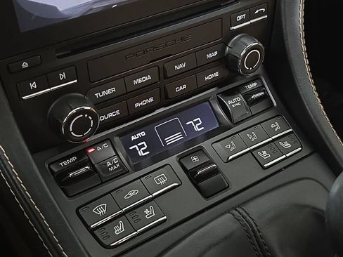 Certified 2021 Porsche 718 Boxster RWD image 19