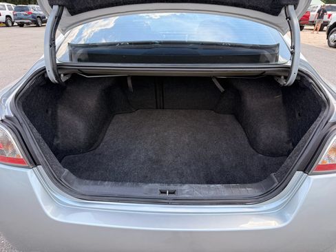 Used 2015 Nissan Altima 2.5 SL w/ Technology Package FWD image 31