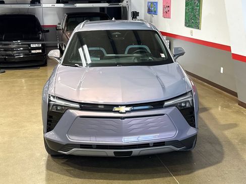 Used 2024 Chevrolet Blazer EV LT AWD/4WD image 7