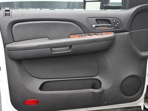 Used 2009 Chevrolet Silverado 2500 LTZ w/ Safety Package image 19