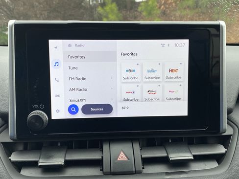 Certified 2024 Toyota RAV4 SE image 17