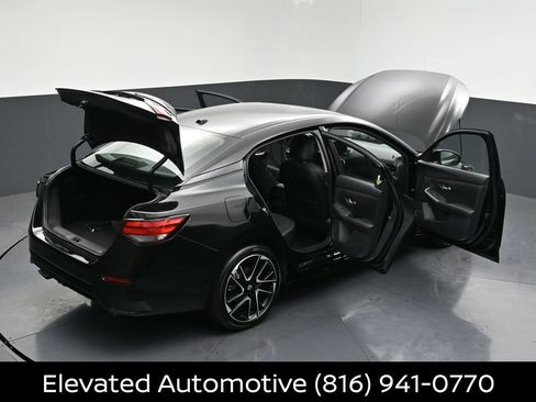 Certified 2025 Nissan Sentra SR w/ SR Premium Package FWD image 35