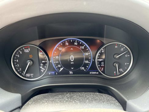 Used 2022 Buick Enclave Premium FWD image 21