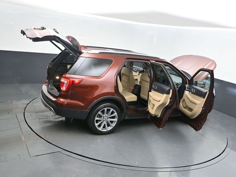 Used 2016 Ford Explorer Limited w/ Equipment Group 301A image 50