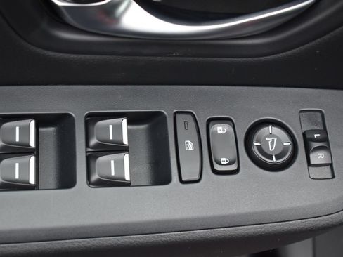 New 2025 Honda Pilot Touring image 14