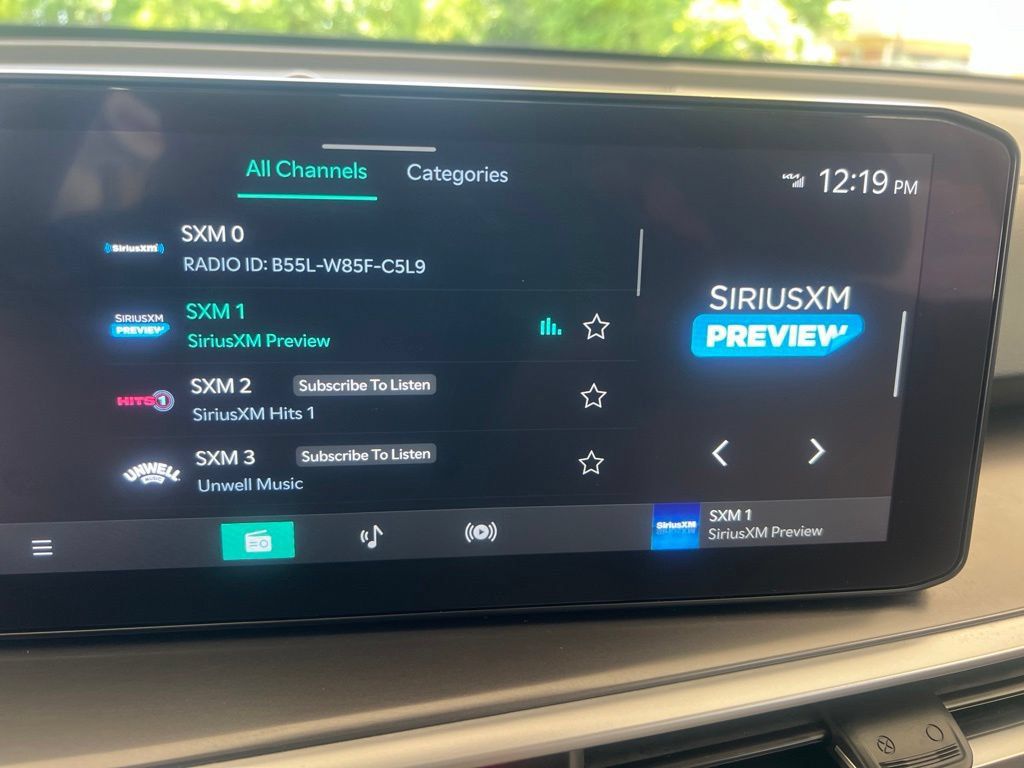 Certified 2024 Kia Sorento S w/ Panoramic Sunroof Package FWD image 51