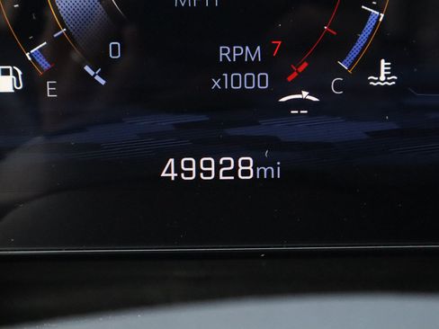Used 2025 Chevrolet Equinox RS w/ Convenience Package III FWD image 28