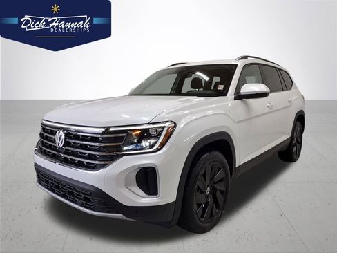 New 2026 Volkswagen Atlas SE AWD/4WD image 1