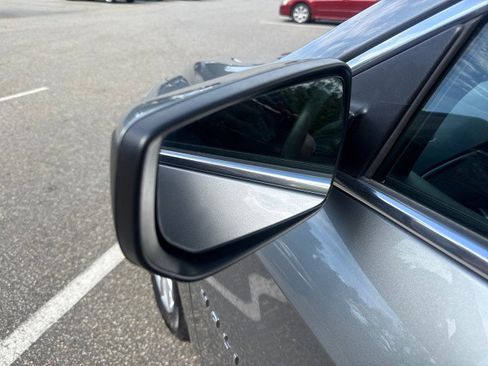 Used 2024 Chevrolet Malibu LT image 15