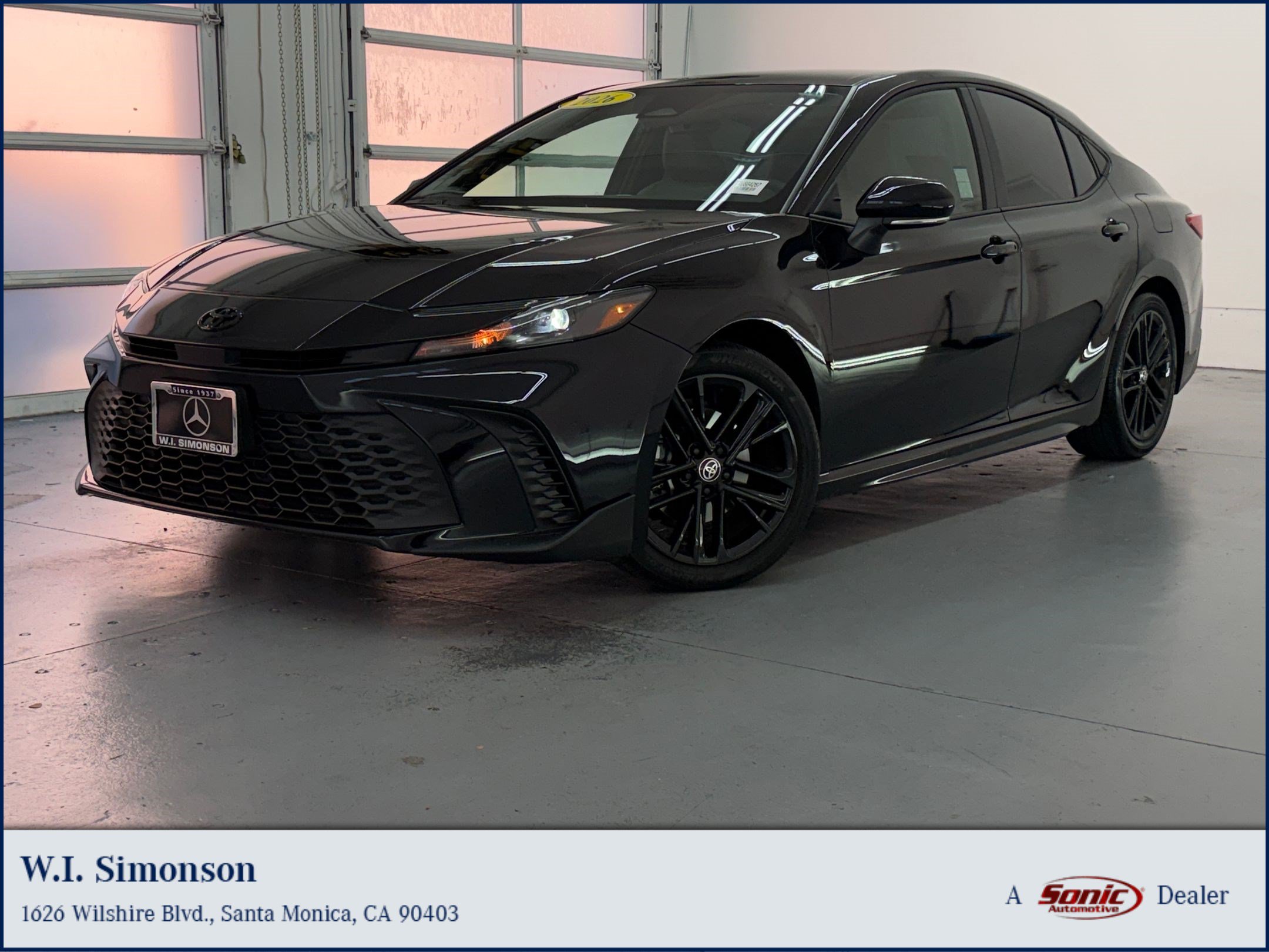 Used 2026 Toyota Camry SE w/ Convenience Package FWD image 1