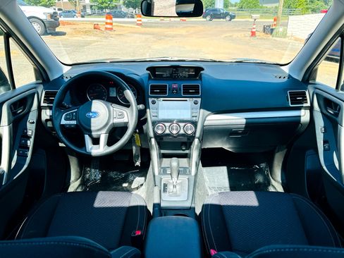 Used 2017 Subaru Forester 2.5i Premium w/ All-Weather Package image 45
