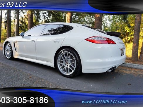Used 2012 Porsche Panamera w/ Bose Audio Pkg image 11
