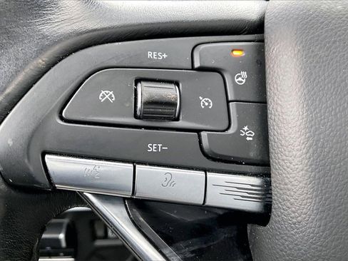 Used 2021 Cadillac Escalade Sport image 13