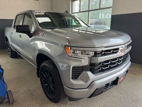 Used 2026 Chevrolet Silverado 1500 RST AWD/4WD image 4
